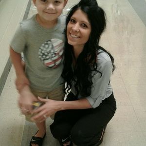 Meet your Posher, Alexis